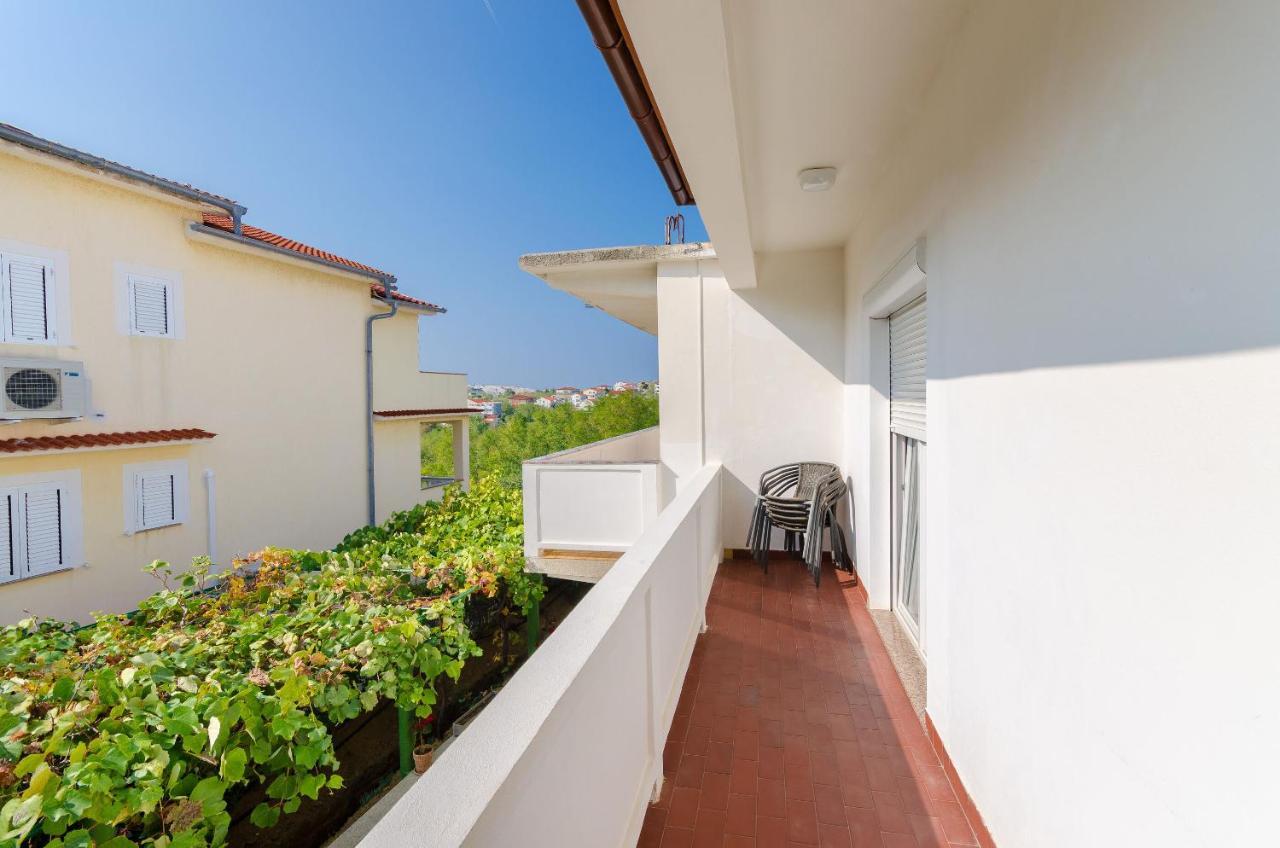 Apartments Ruza A 洛帕 外观 照片