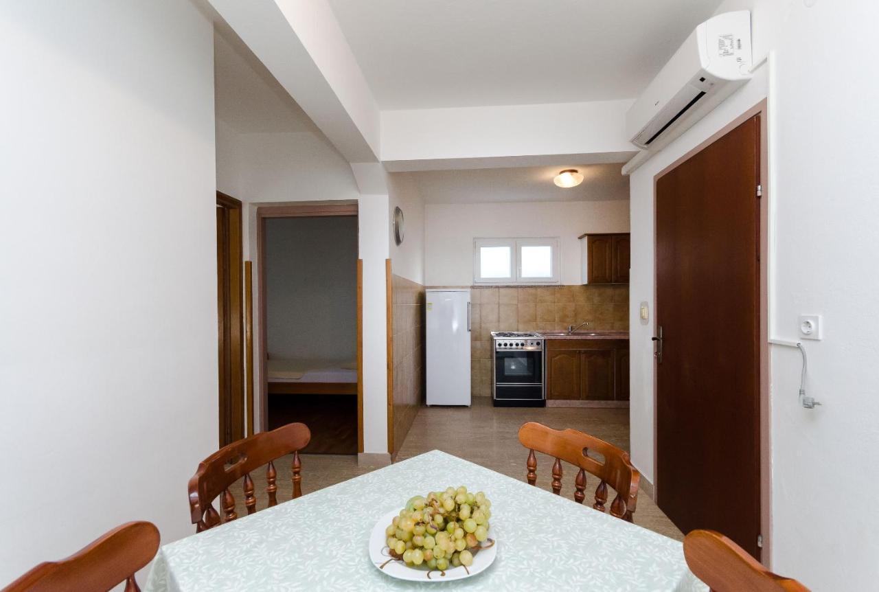 Apartments Ruza A 洛帕 外观 照片